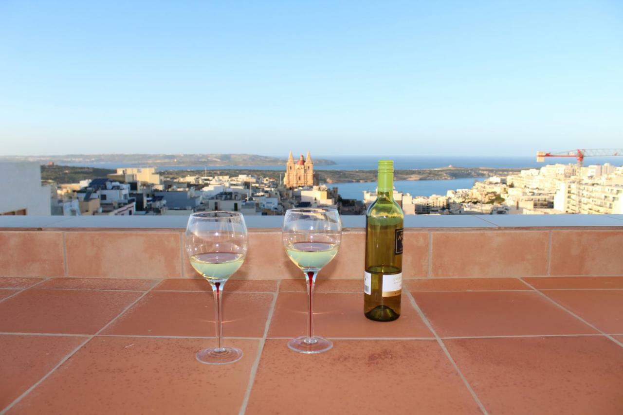 Francis Flats Modern Penthouse Leilighet Mellieħa Eksteriør bilde