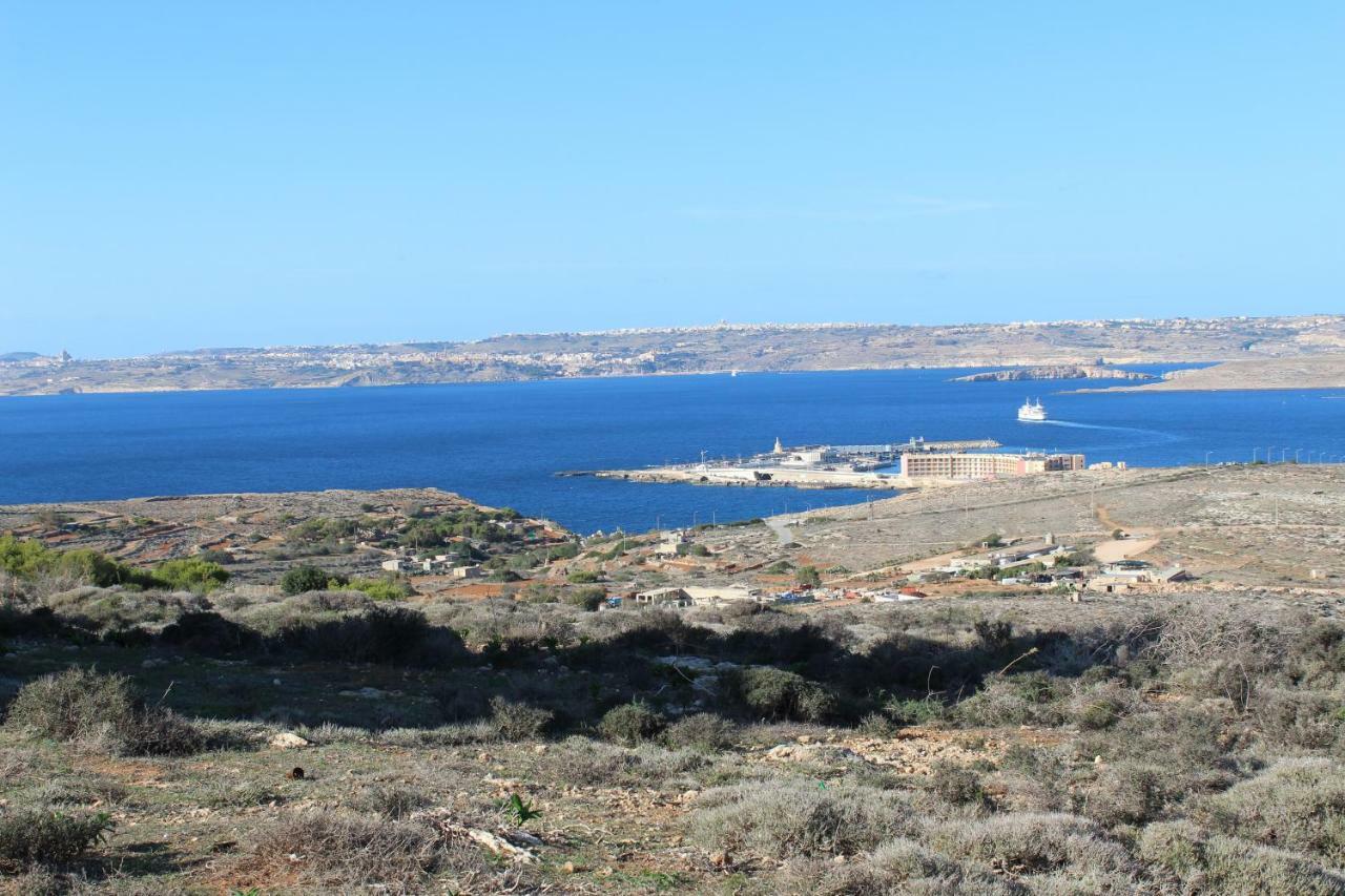 Francis Flats Modern Penthouse Leilighet Mellieħa Eksteriør bilde